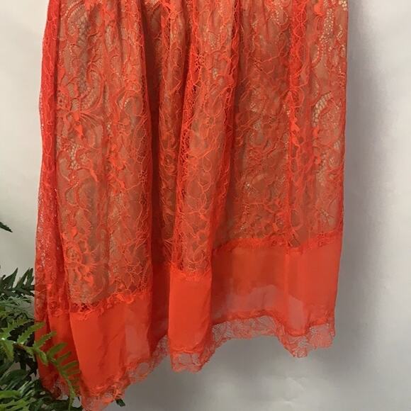 NWT SAINT GIL‎ PARIS  LACE DRESS SIZE M - Picture 3 of 10